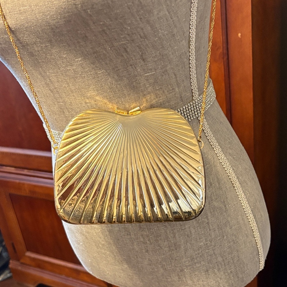 Vintage Saks Fifth Avenue Gold Shell Clutch